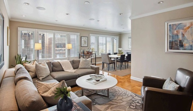 Gorgeous, Cow Hollow 2 BR, 1 BA Condo