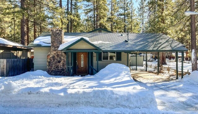 GreenHouse FrontUnit, 2br+/2ba- by Lake Tahoe, close to Heavenly