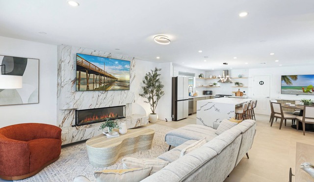 High-end 4BR Home Near Beach & Disneyland