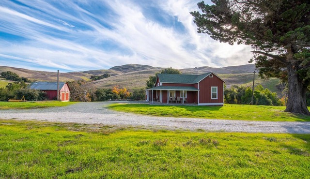HISTORIC FARMHOUSE ON 400 ACRE RANCH
