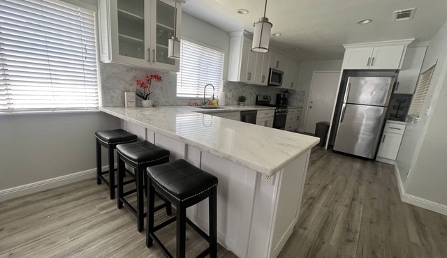 Home Away From Home - Beautifully remodeled 4 bedroom home in the Central valley