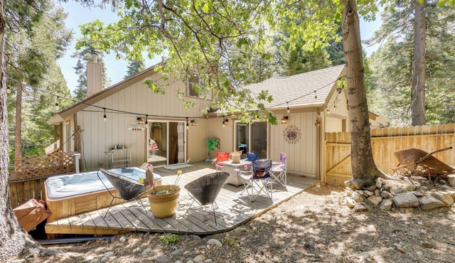 Hot Tub + Forest Views! Lake Arrowhead Cabin