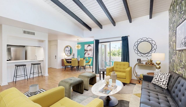 Indulge in Beautiful Palm Springs Paradise and Escape to Luxury