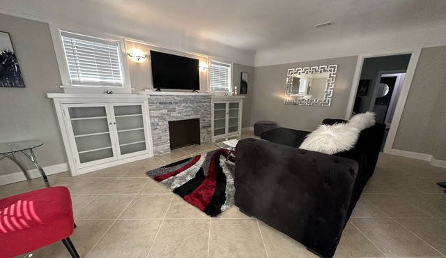 Insta-Worthy! Just Remodeled! Private Home! Luxurious & Brand New