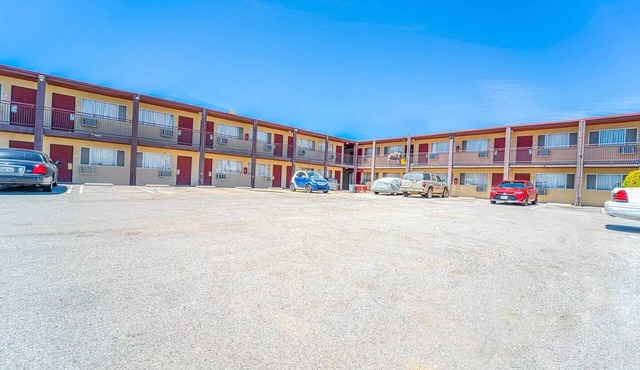 King Bed|Non-Smoking