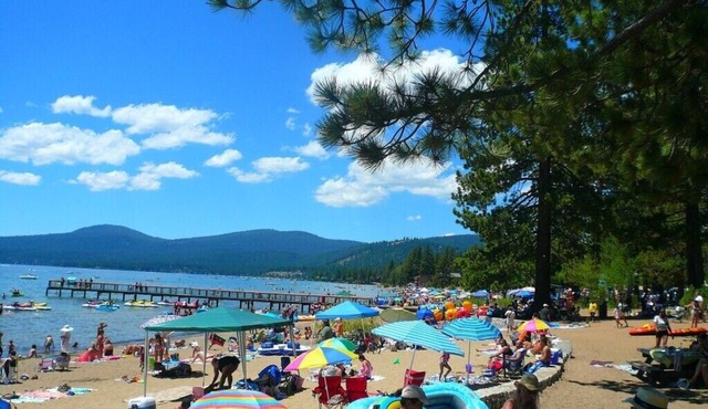 Kings Beach - North Tahoe Family Retreat. Easy access to beaches and skiing.