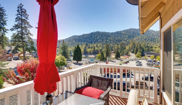 Lake & Mountain-View Home: Walk to Downtown!
