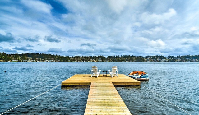 Lakefront Bremerton Vacation Rental w/Deck!
