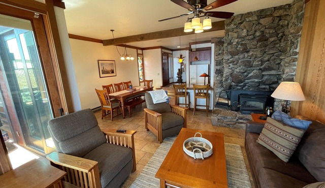 Lakefront North Lake Tahoe getaway in a Private Gated Community