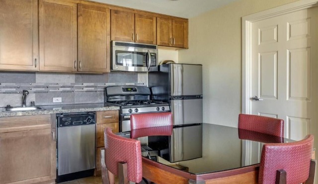 Look No Further! 2 Spacious Units, Outdoor Swimming Pool, Parking!