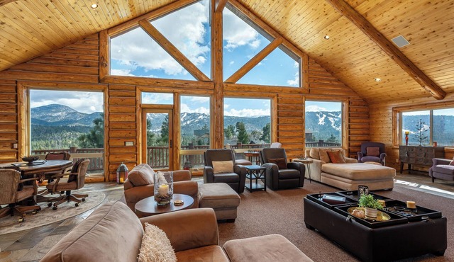 LUXE Castle Glen, ski slope views, spa, game room, 4 decks