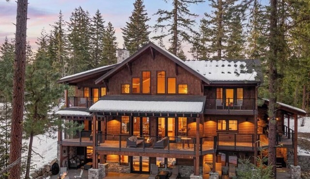 Luxury 5 Suite Suncadia Golf Course Hm w Hot Tub, Sauna, Game & Theater Level