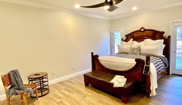 Luxury Suite "A"