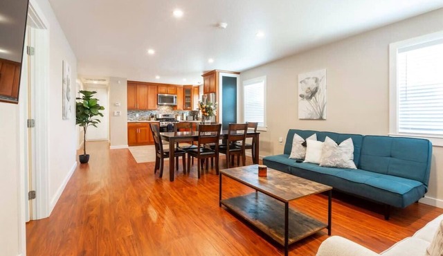 Marbella Lane - 3BR Upprlvl Dtwn SJ Ldry