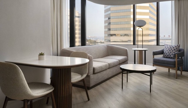 Marriott Long Beach Downtown