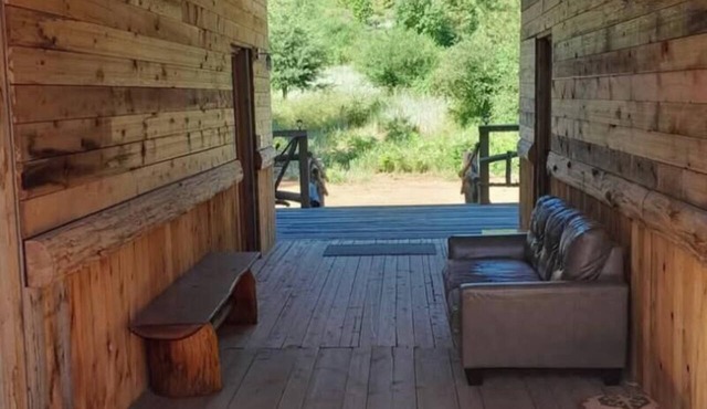 Marvelous 6-bedroom lodge in welcoming Nevada City,6000 square ft Geronimo Lodge in Nevada City