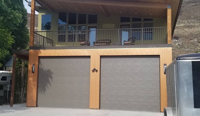 Mid Century Modern Sunland Escape