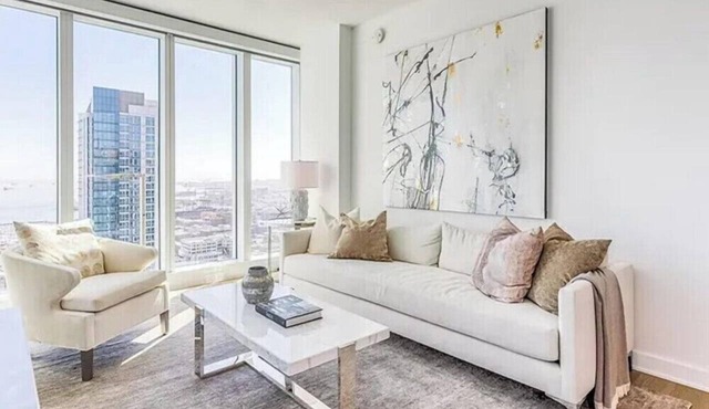 Modern 1BR Retreat at 500 Folsom w Pool & Gym