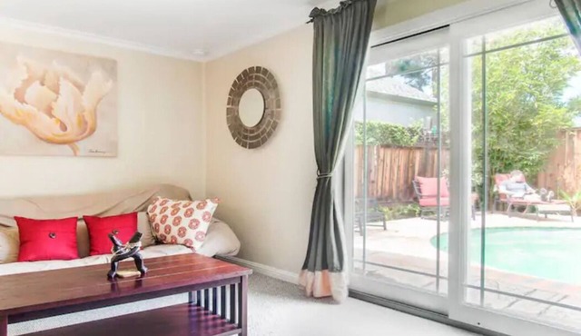 Modern little poolside house By Downtown Mountain View!