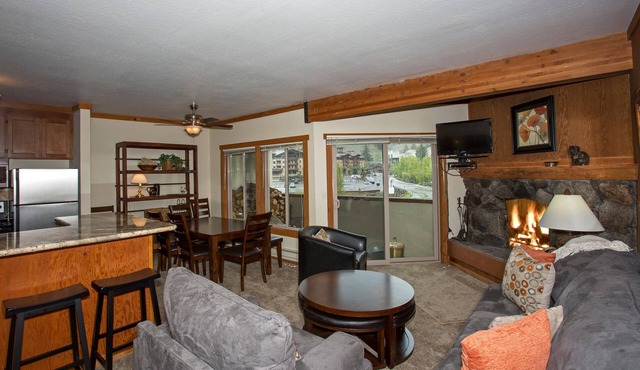 Monthly Lease - Palisades Tahoe Ski Condo # 11 - Remodeled 2 BR, Walking Distance to Village