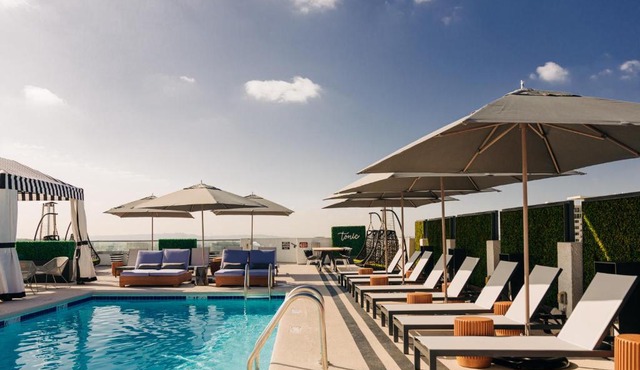 Montrose at Beverly Hills