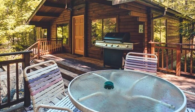 Moondance Cabin