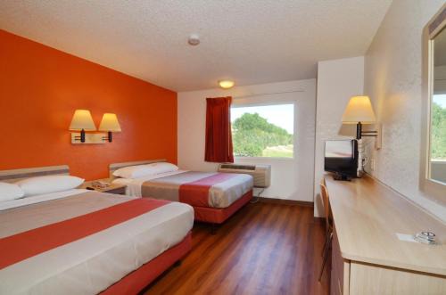 Motel 6-North Palm Springs, CA - North