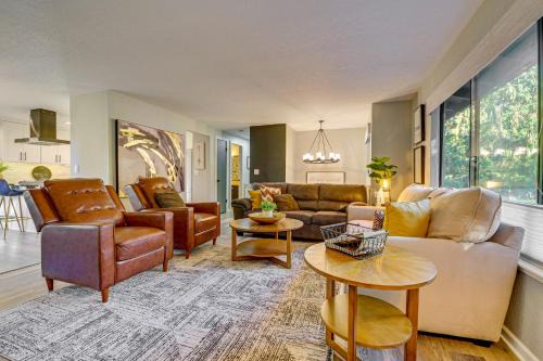 Mount Vernon Home w/Private Hot Tub