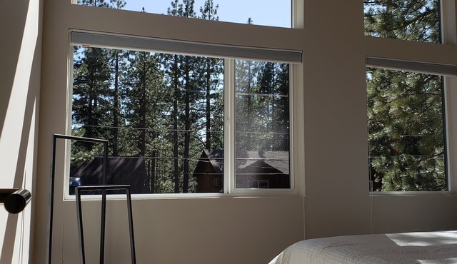 Mountain Modern Couples Getaway. South Lake Tahoe's Hidden Gem 1bd-1 bath