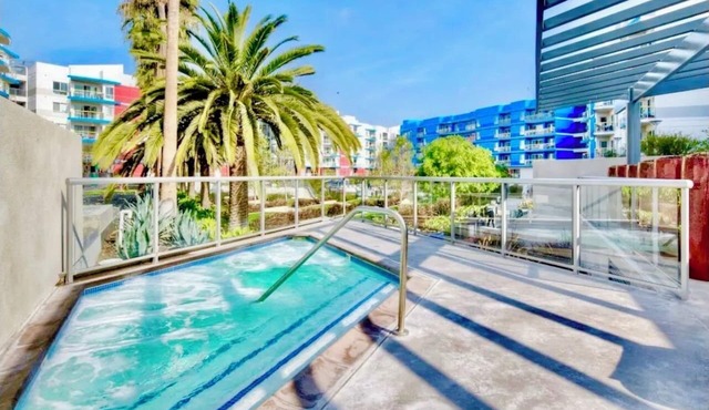 New Marina Del Rey 1 BDR Beach/Pool & Hot Tub, Ocean