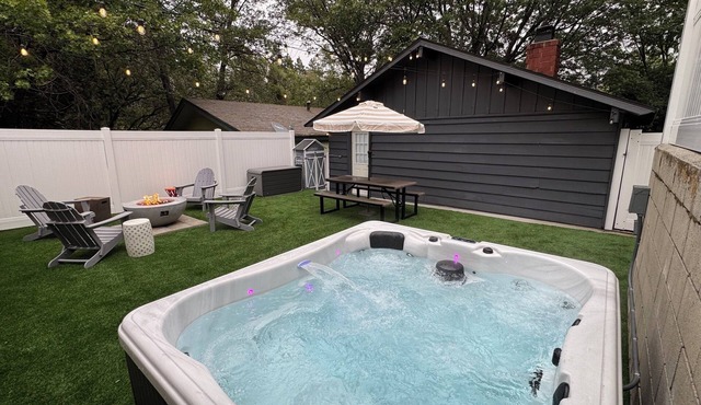 NEW SPA, Deck, BBQ, Fire Pit, 3 Min to Lake