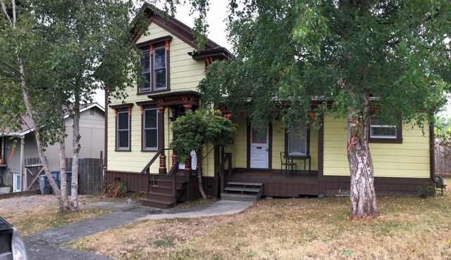 Newly remolded 4-bedroom Victorian house in charming Arcata.