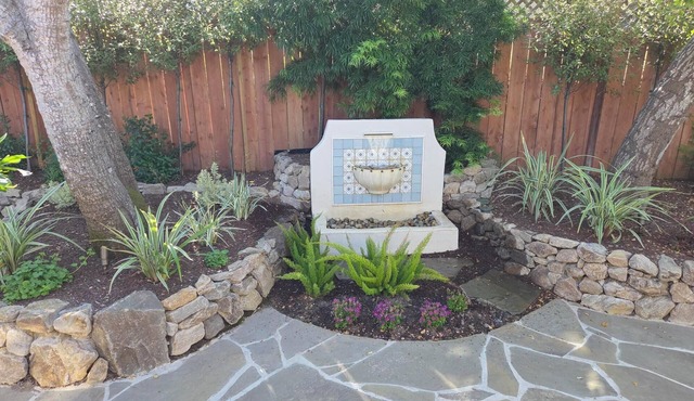 Ocean Whisper Newly Renovated, Walk to Spanish Bay, Beach and Golf