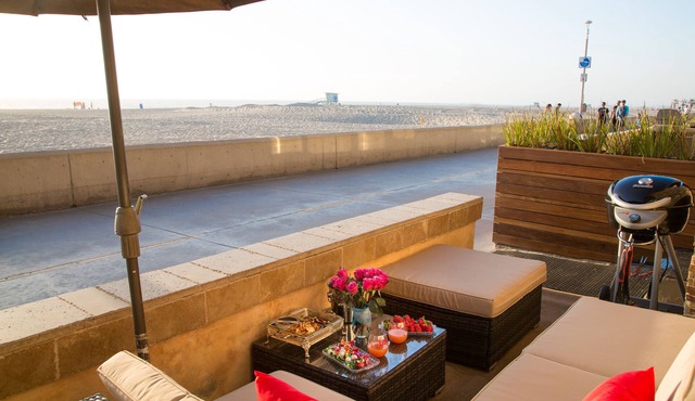 Oceanfront Best in Class 2018-2020 VRBO Employees Stayed Here Twice & Loved It!