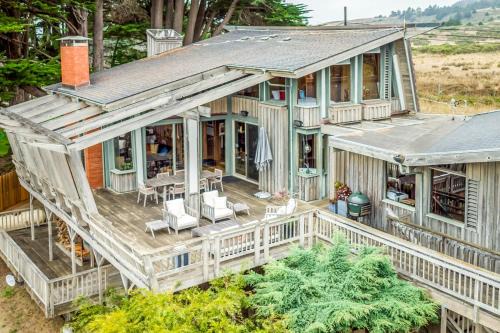 Oceanfront Elk House Bluff View Deck Near beach