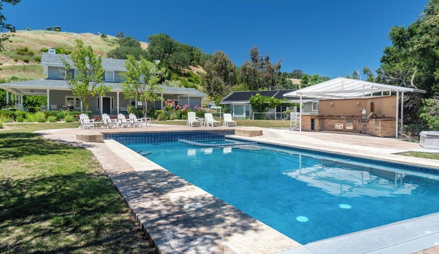 Olive Orchard + Pool + Hot Tub | Hilltop Views | Hidden Hills Olives and Oaks