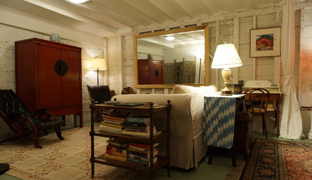 One of a kind,Charming, Artistic,Romantic Getaway in most desirable neighborhood