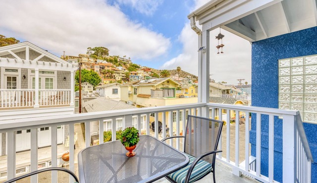 Open Floor Plan Home Eucalyptus w/Balcony Views