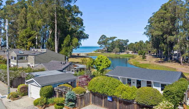 OUTRAGEOUS VIEWS from this Oceanfront Beach Cottage, just steps to the beach