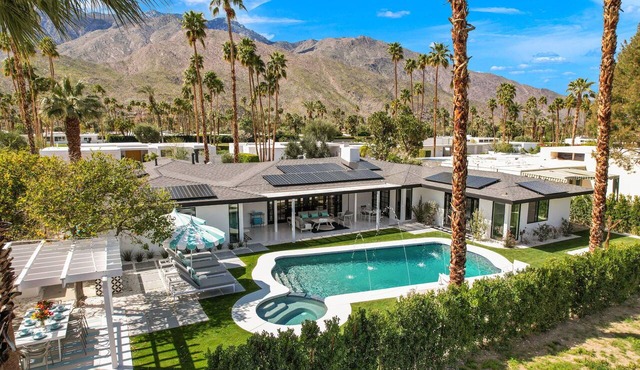 Paloma Rosa | Lux Mid-Century Oasis w/Pool & Spa