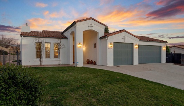 Paso del Sol |Pool Table, fire pit 🔥