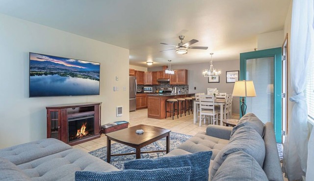 ✓ Pet Friendly ✓ Big Lawn ✓ Walk to Town ✓ Coaster