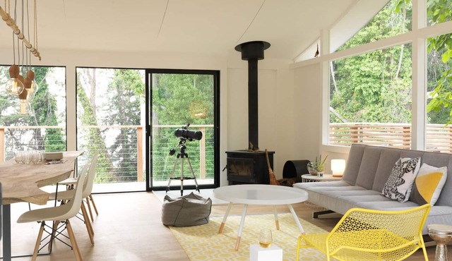 Pristine Modern Getaway