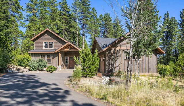 Privacy and Luxury! Fantastic outdoor living space. Hot Tub and Game Room