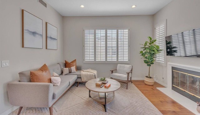 Private home located in Central Irvine
