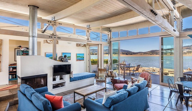 Private Home on Tidal Bolinas Lagoon in Seadrift