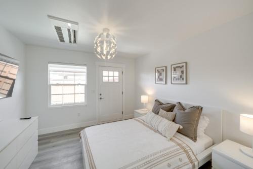 Private Patio, Steps to Lake: Soap Lake Studio!