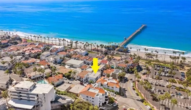 Private Studio with Balcony and Easy Walk to Beach