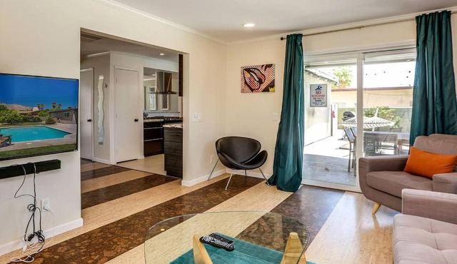 Relax at the 3BR Tranquil Oasis in Palm Springs