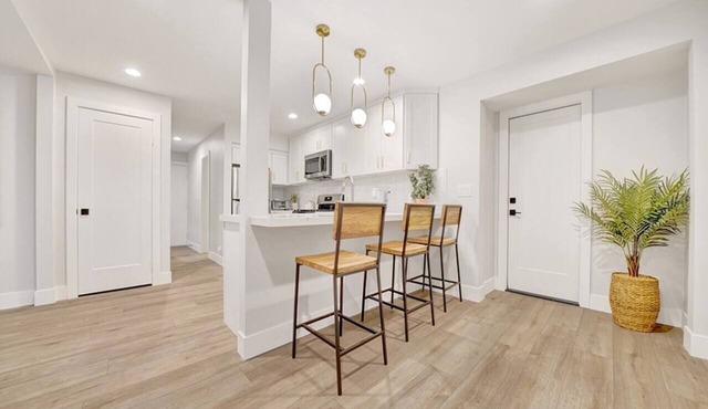 Remodeled 3BR | King Suite | 5 Miles to Disneyland